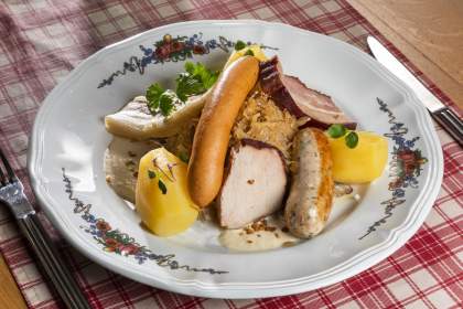 Choucroute garnie traditionnelle